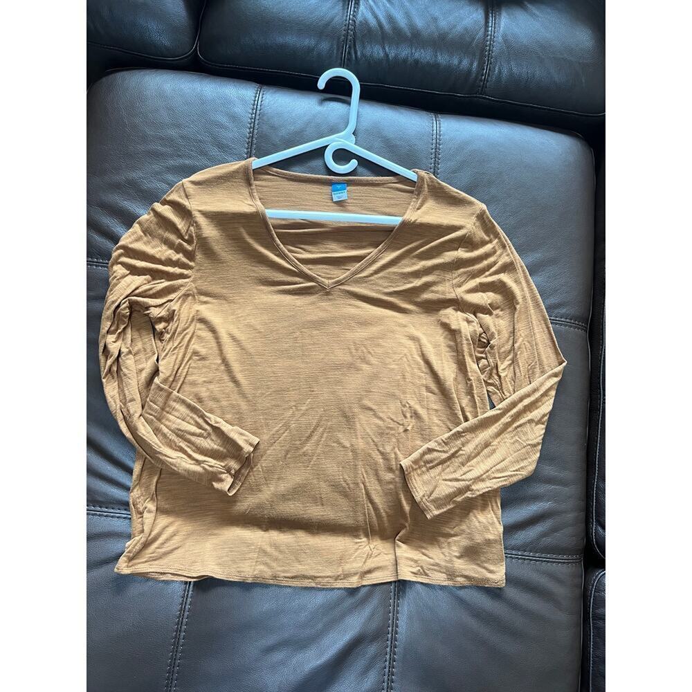 Old Navy Luxe Gold V-neck, Long Sleeve Tee, Women's size M
